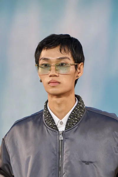 Look 20
